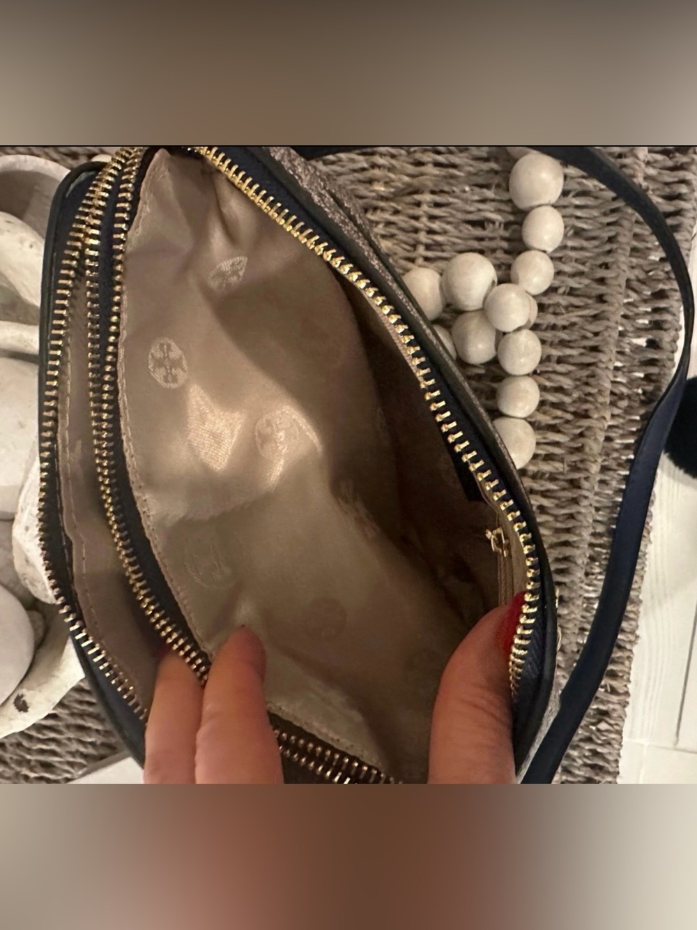 Shoulder bags - Picture 4 of 8